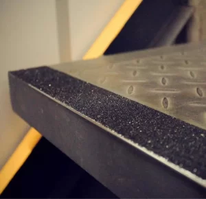 Fita Antiderrapante é mais segurança - material de incêndio Fita Antiderrapante é mais segurança - material de incêndio